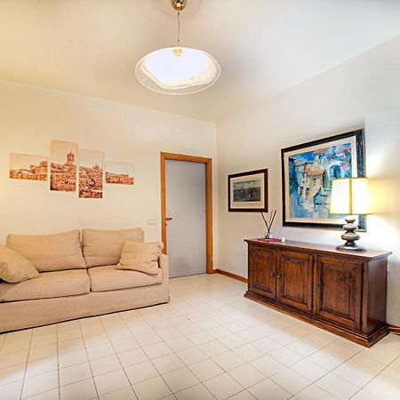 Alfio'S Apartment In Siena Exterior photo