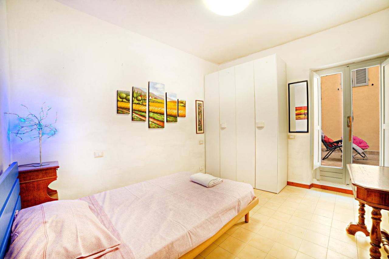 Alfio'S Apartment In Siena Exterior photo